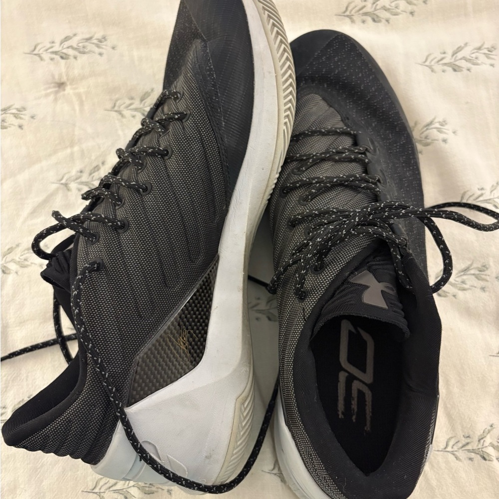 Under Armour Steph Curry ‘i can do all things’ black athletic shoes, size 11.5